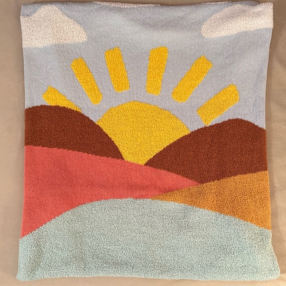 Kid’s Pillowfort Sunshine Blue Throw Blanket - Picture 3 of 5